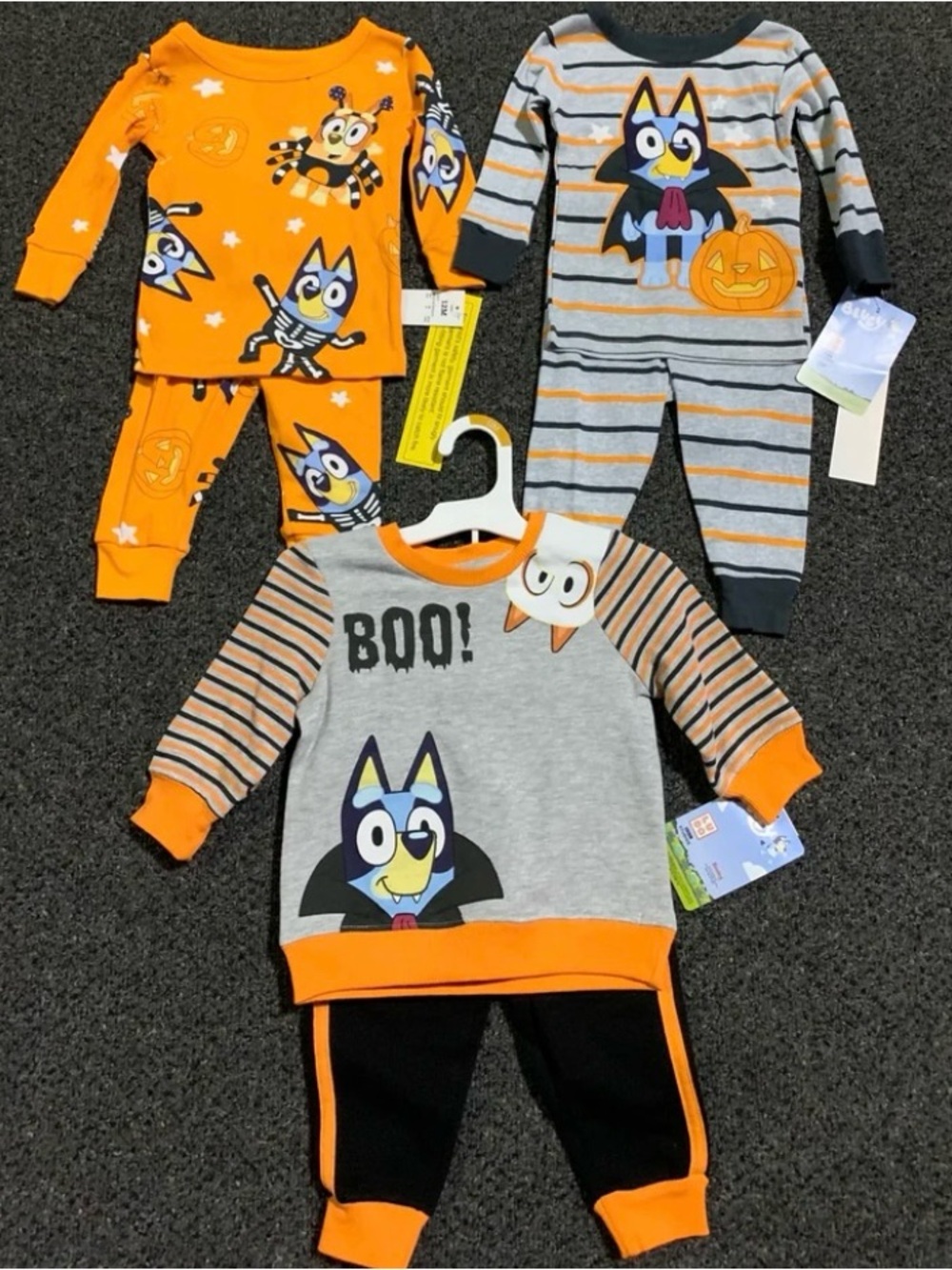 Bundle of 3 new Bluey boys 12 month Halloween themed sweatshirt pants and pajama